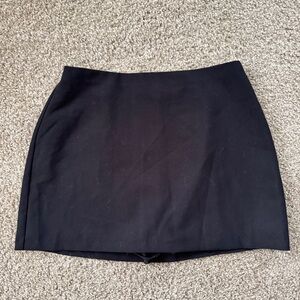 Abercrombie Curve Love Ultra High Rise Scarlett Mini Skort